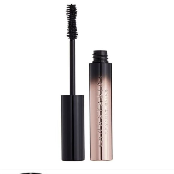 Anastasia Beverly Hills Lash Brag Volumizing Mascara - Picture 4 of 7